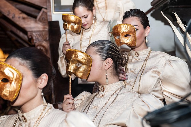 Maltese Folklore Night Tour incl. food and drinks - Arriving at Ta Marija restaurant