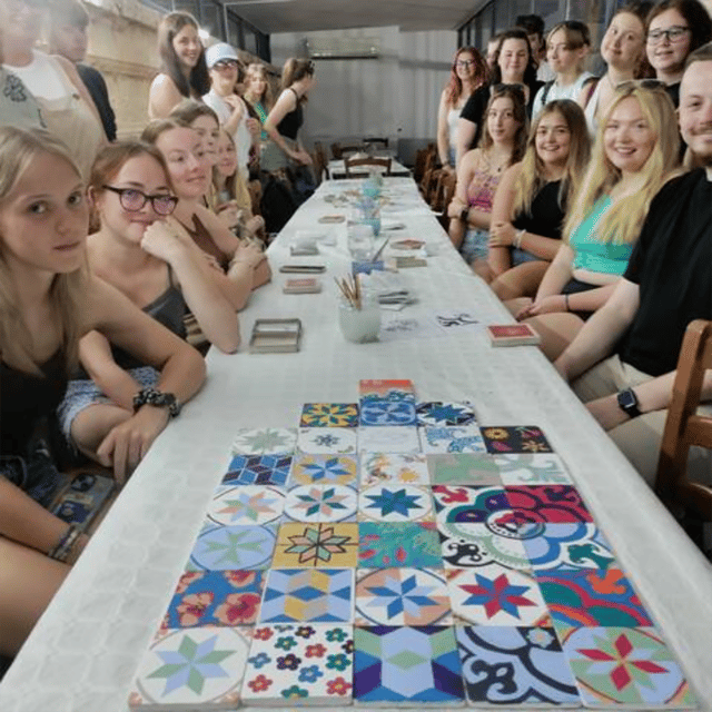 Maltese Tile - Souvenir painting workshop with local - Painting a souvenir you can actually take home
