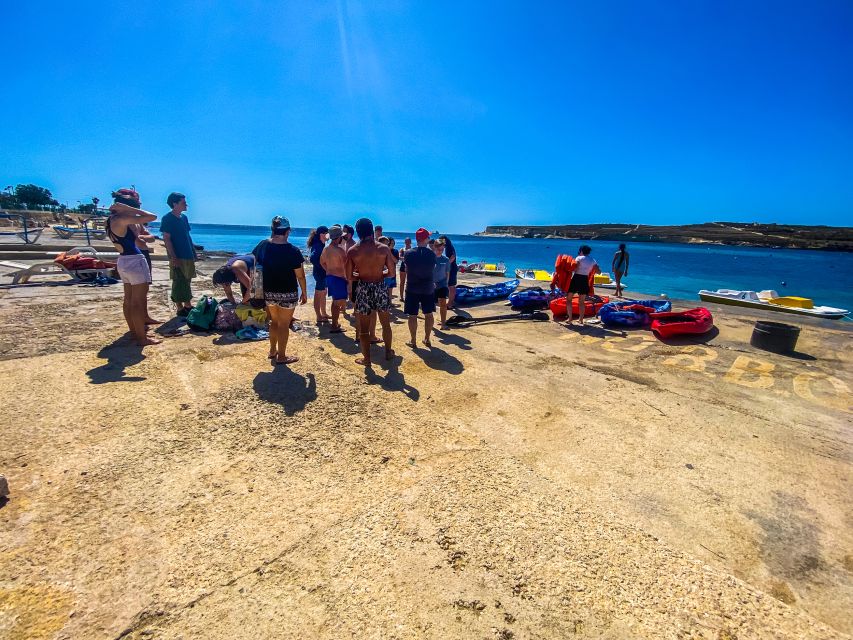 Marsaskala: Paddle Boat Rental in St. Thomas Bay - Starting behind the Sensi Beach Lido