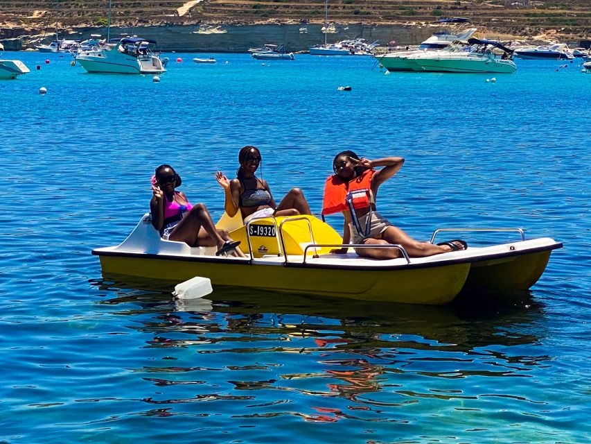 Marsaskala: Paddle Boat Rental in St. Thomas Bay - Getting comfortable with the paddle boat
