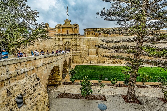 Mdina and Highlights of Malta Full Day Guided Tour Incl. Lunch and Transfers - San Anton Gardens in Attard