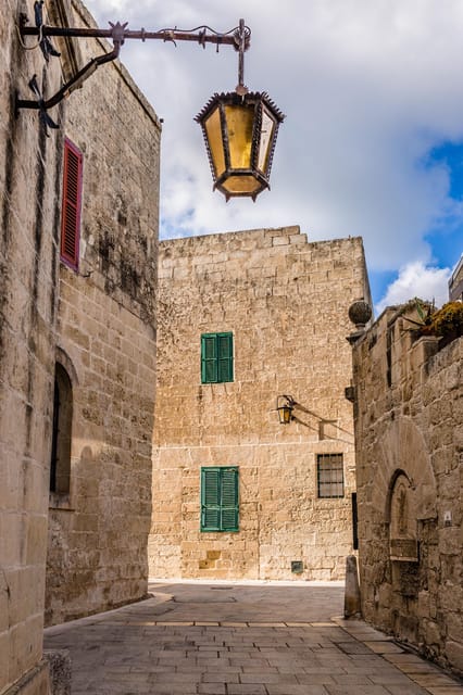 Mdina at Sunset: Small Group Tour of the Ancient city - Greek’s Gate and Mdina’s film-set appeal