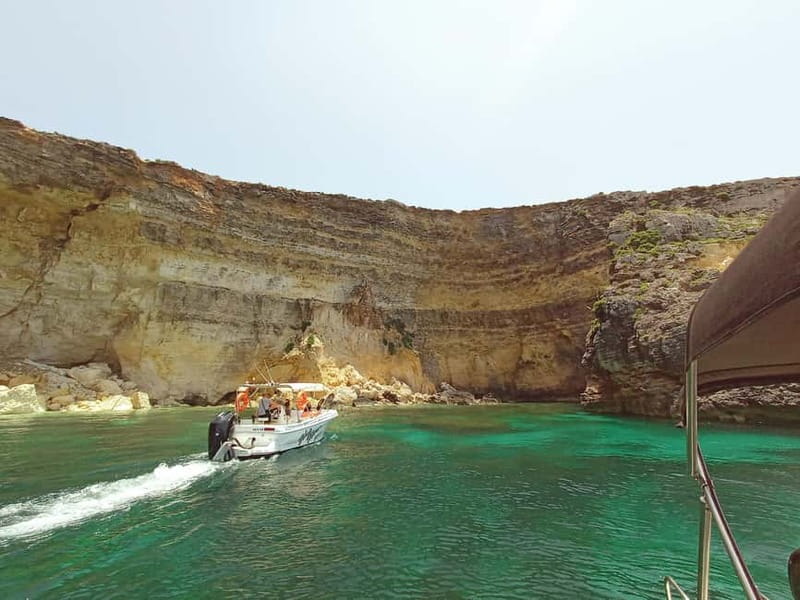 Mellieha: 1:00pm Speedboat round Comino Caves 2h Blue Lagoon - Who should book, and who should skip it