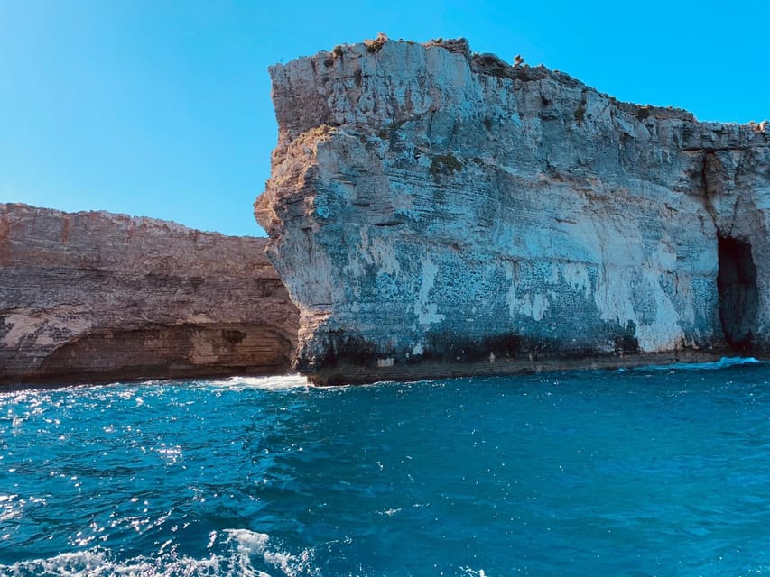 Mellieha: 3:00pm Speedboat round Comino Caves 2h Blue Lagoon - Crystal Lagoon and the return ride