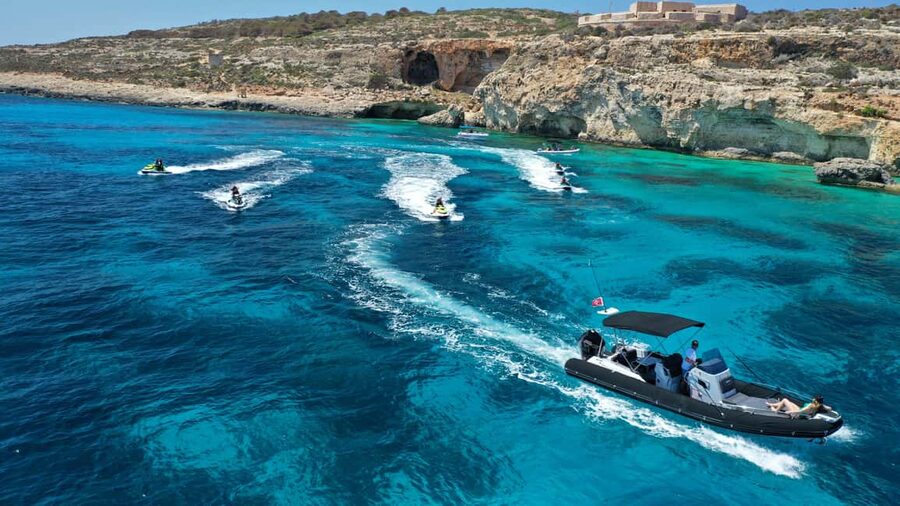 Mellieha: Comino and Blue Lagoon Jet Ski Safari Tour at 3 PM - St. Mary Battery and Comino Arch
