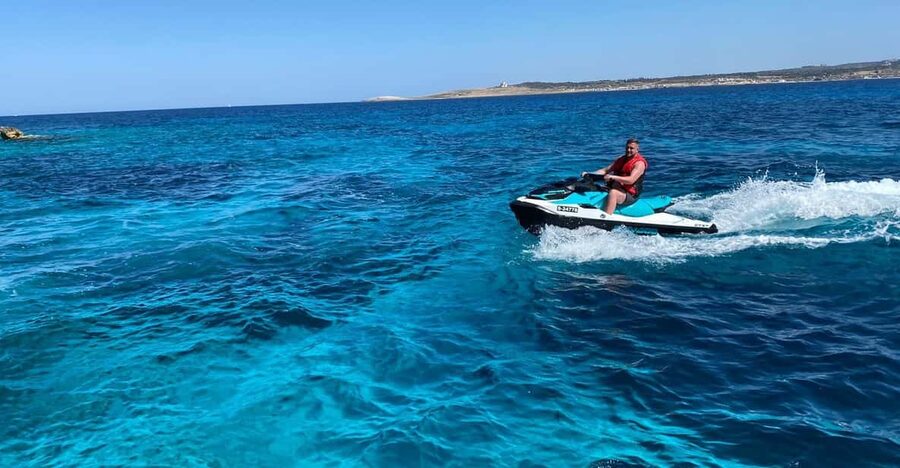 Mellieha: Jet Ski Rental with Safety Boat - Riding the Sea-Doo GTX 130 and GTX Pro