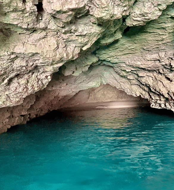 Mgarr/Cirkewwa: Comino, Gozo & Blue Lagoon Private Boat Trip - Santa Maria Bay and quieter shorelines