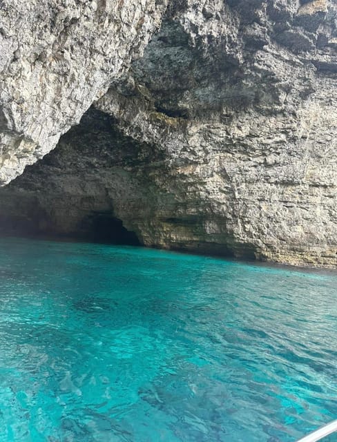 Private Boat Tours From Malta/Gozo: Comino & Blue Lagoon - Crystal Lagoon is the best reason to choose two hours