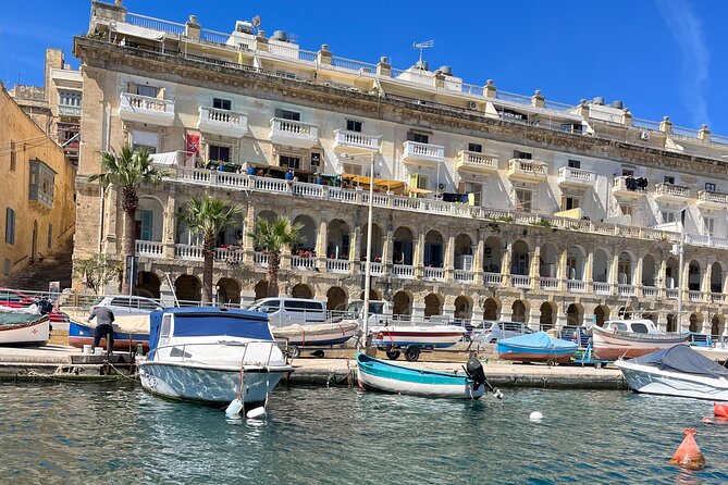 Private Harbor Cruise - Marsamxett & Grand Harbor Valletta - Captain Ricardo and the private format