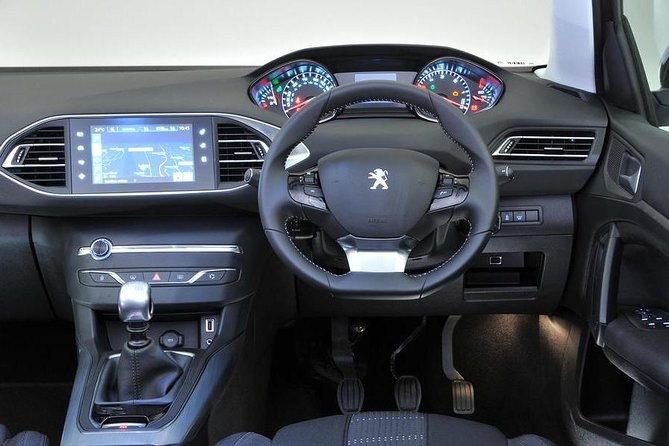 Private Malta Airport Cab to Sliema/St Julians/Gzira or Valletta - The HSBC ATM meeting point