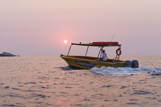 Private Speedboat 3hrs Blue Lagoon, Crystal Lagoon & Caves - Blue Lagoon: beautiful water, busy surroundings