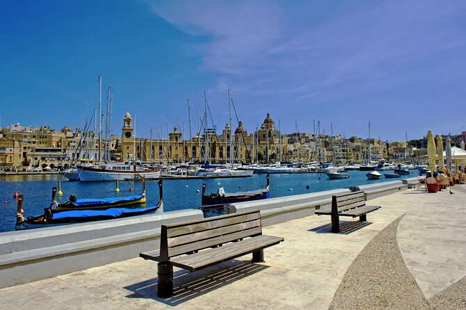Private Walking Tour of Vittoriosa /3 Cities - Down the old lanes toward the harbour
