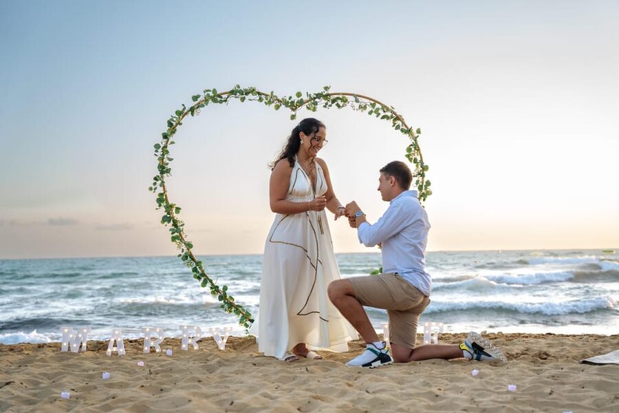 Proposal Photoshoot with Professional Photographer in Malta - What the 90-minute experience feels like