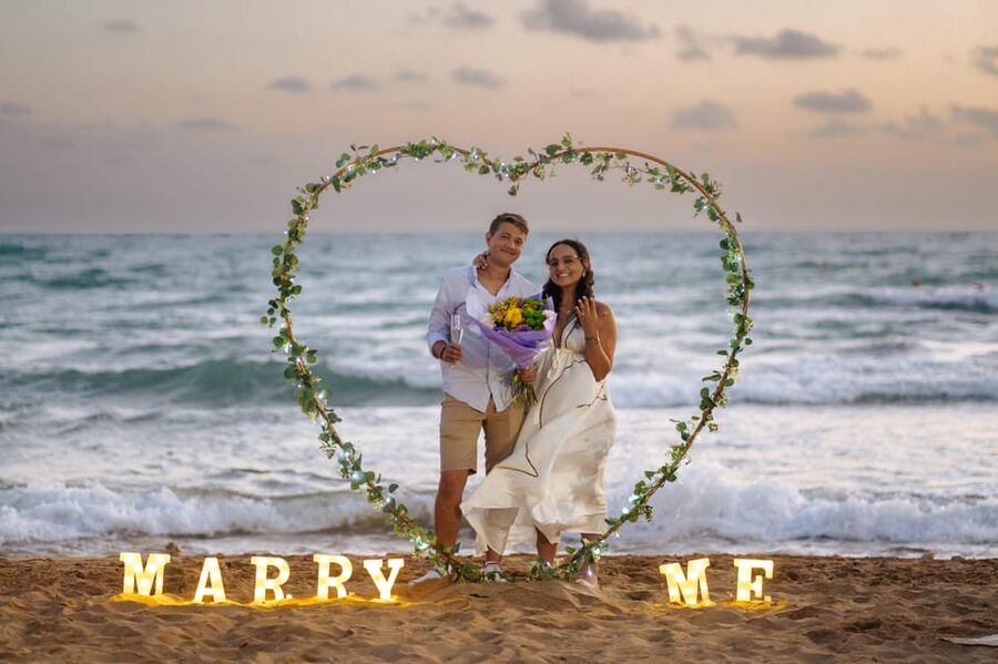 Proposal Photoshoot with Professional Photographer in Malta - Communication is part of the service