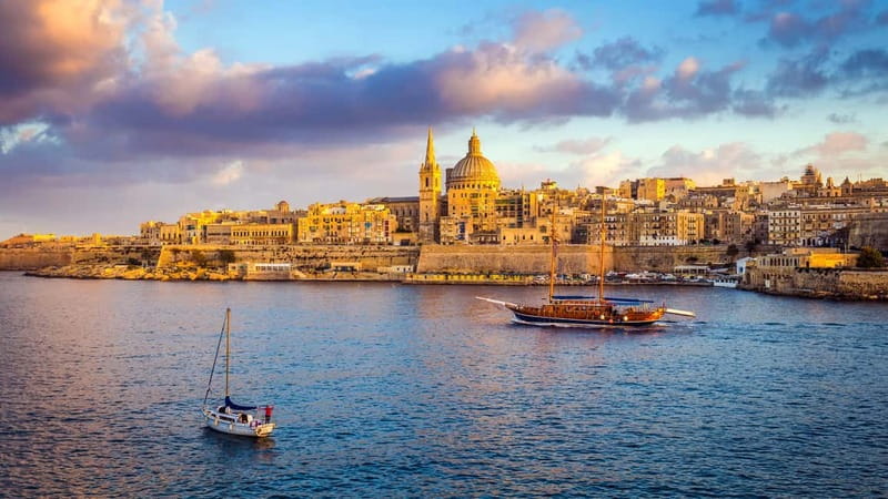 Sliema: Gozo/Comino Blue Lagoon Gulet Cruise w/ Lunch+Drinks - The return sail and onboard atmosphere