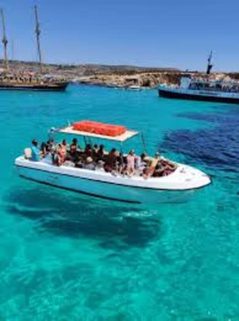 St Julian's: Half Day Comino Blue Lagoon & Cave Tour - Finding the boat at St Georges Bay