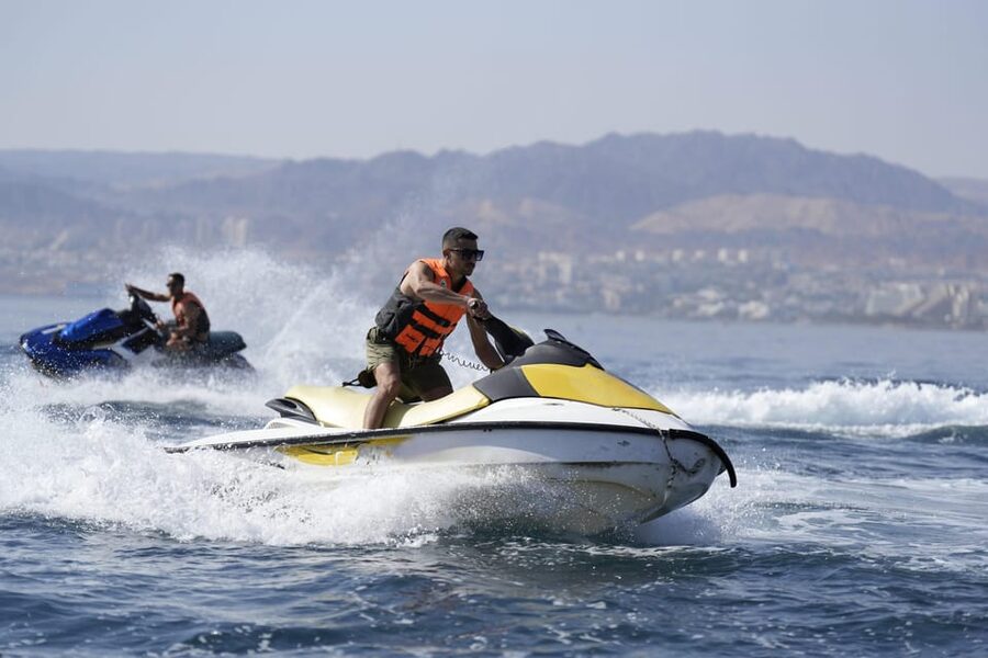 St. Julian's: Jet Ski Rental in St. George's Bay - Finding the jetty behind the hotel