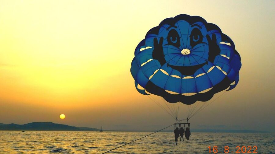 St. Julian's: Parasailing in Malta with Photos and Videos - How the 40-minute schedule works