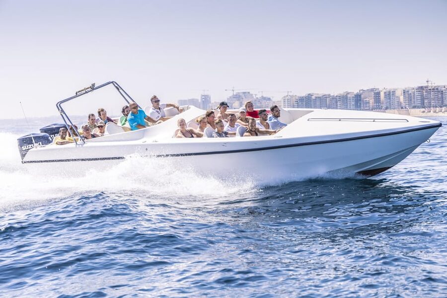 St Julian's: Powerboat Comino Blue Lagoon - The first 25 minutes along Malta’s coast