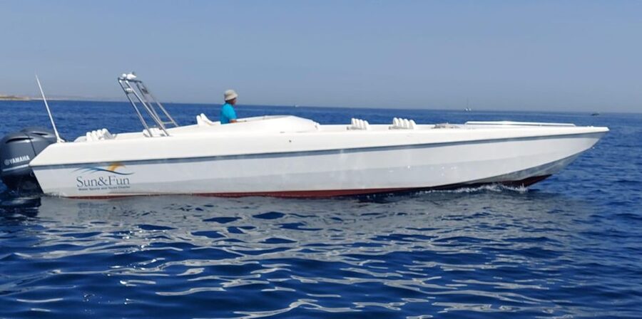 St Julian's: Powerboat Comino Blue Lagoon - Swimming and snorkeling at Comino
