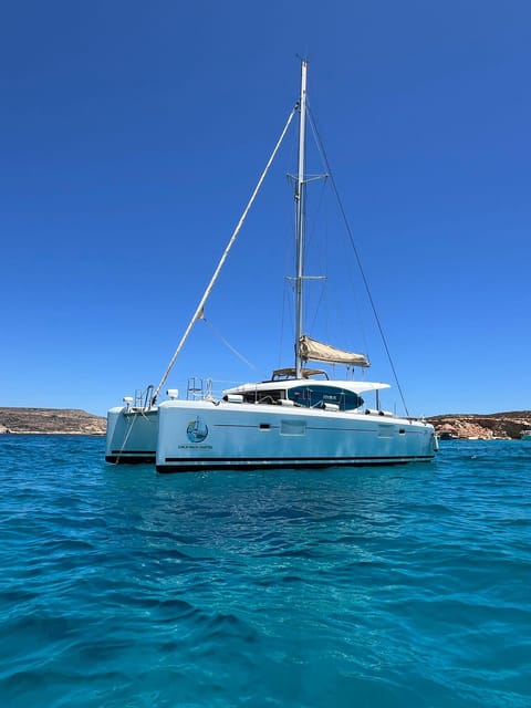 St. Paul's Bay: Half-Day Luxury Catamaran Tour with Drinks - Key points at a glance