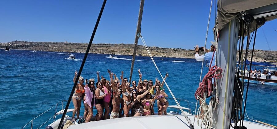 St. Paul's Bay: Half-Day Luxury Catamaran Tour with Drinks - Drinks, paddleboards, and the small details that matter