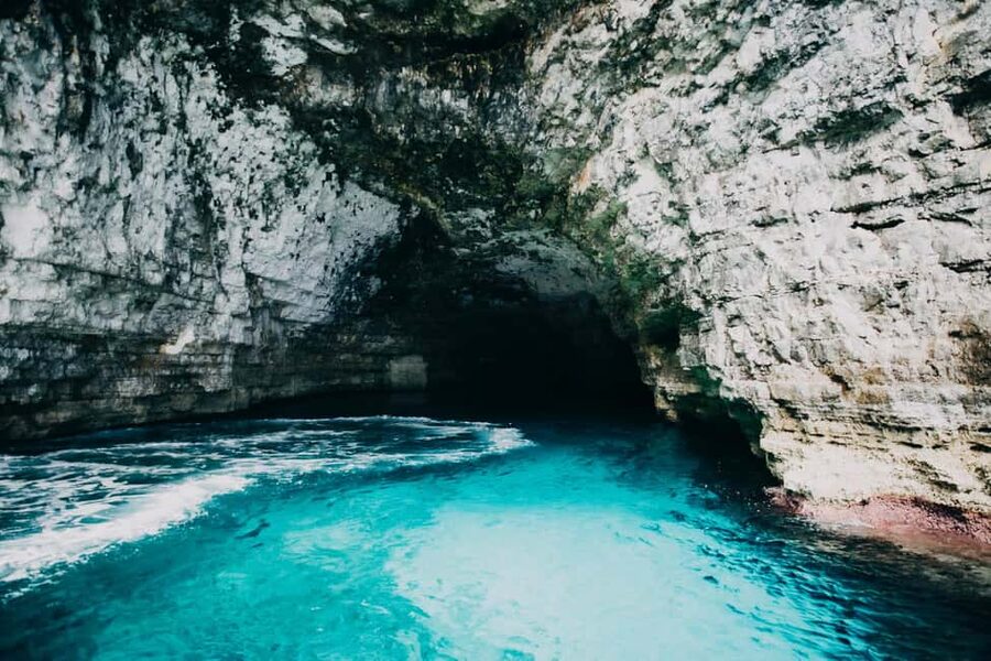 St Pauls: Gozo & Comino Islands, Blue Lagoon & Seacaves Tour - Santa Maria Caves through the Comino Channel