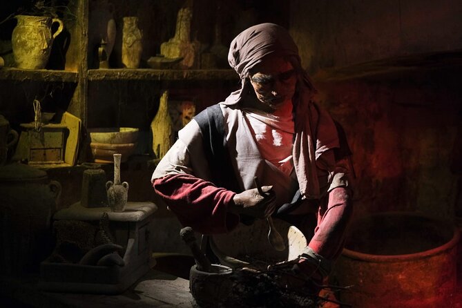 Tales of Torture in Mdina Dungeons - Guided Tour - Mario’s storytelling is the main attraction