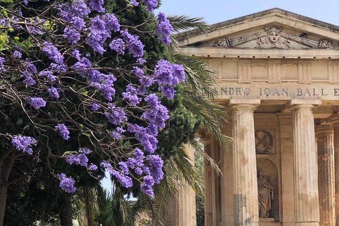 The Original Valletta Walking Tour - The guides make the biggest difference