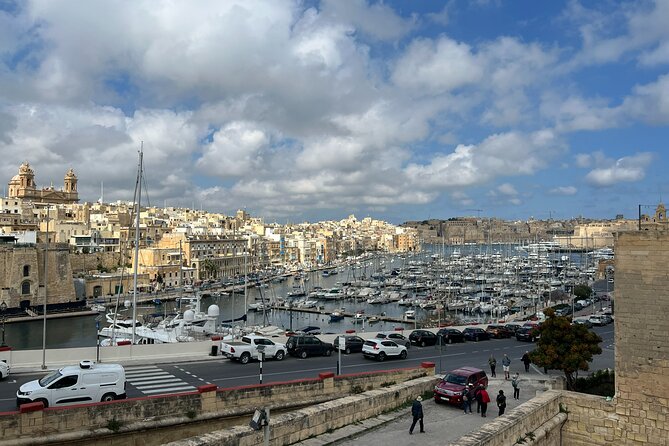 Three cities walking tour incl. entrance to Inquisitor's palace - Walking Through the Couvre Porte and Collacchio