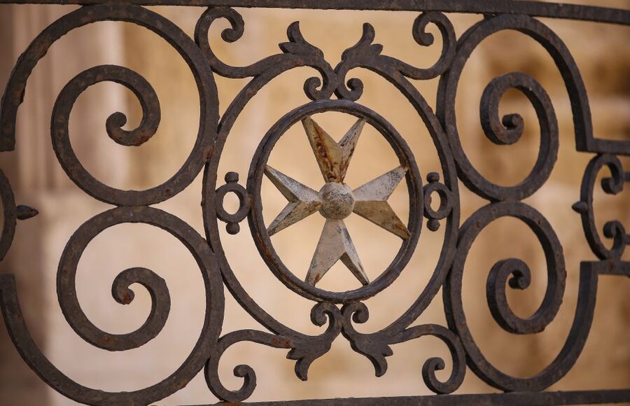 Valletta: 3-Hour Walking Tour - Courts of Justice and St. George’s Square