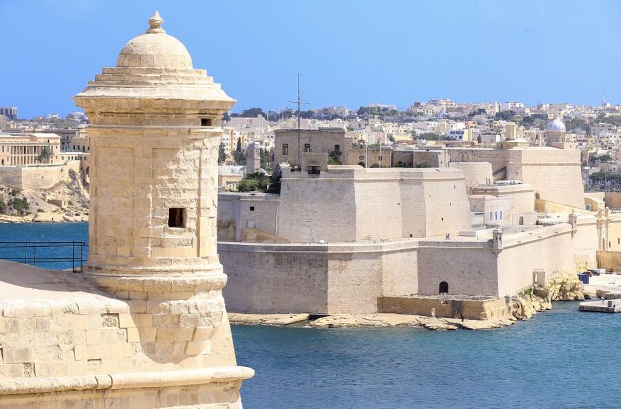 Valletta: 3-Hour Walking Tour - Fort St. Elmo and the final walk to Lower Barrakka
