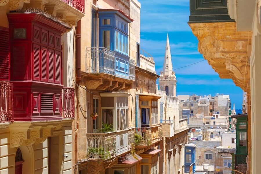 Valletta: Express Walk with a Local in 60 minutes - Medieval streets and Valletta’s central landmarks