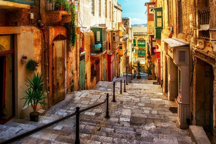 Valletta: Guided Walking Tour with Optional Cathedral Tour - The Malta Experience audio-visual show