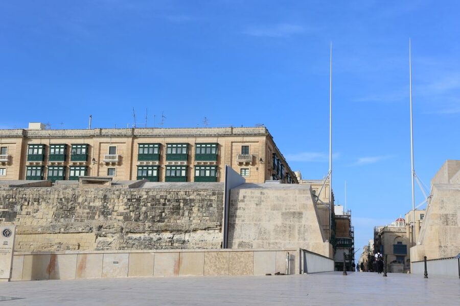 Valletta: Guided Walking Tour with St. John's Co-Cathedral - The ticket question and skip-the-line value