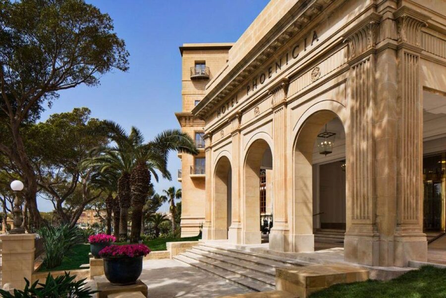 Valletta: Half-Day City Discovery Walking Tour - Castille and the Knights’ administrative center