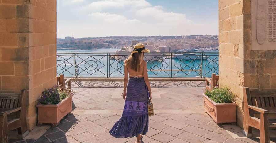 Valletta: Half-Day City Discovery Walking Tour - Triton’s Fountain and the modern city entrance