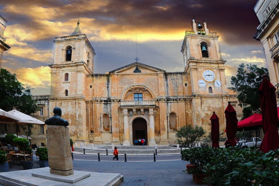 Valletta Half Day inc St. John's Cathedral, Malta Experience - Key points at a glance