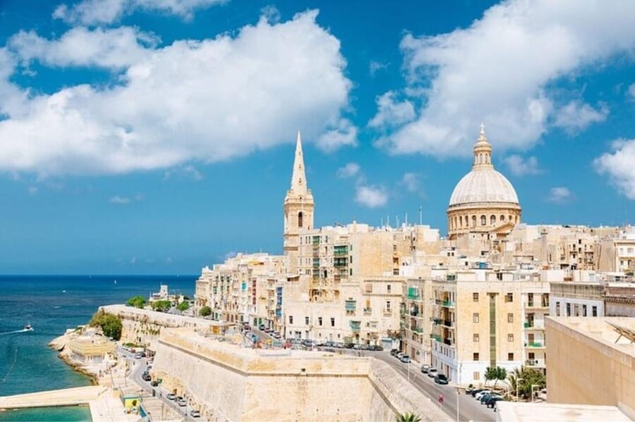 Valletta : Highlights & Hidden Gems Walking Tour - Upper Barrakka Gardens for the best pause