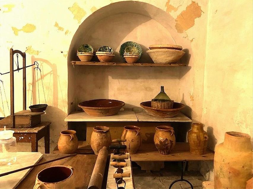 Valletta: Monastery and Secret Garden Entry Ticket - Using the 40-minute audio tour