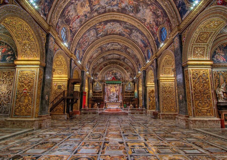 Valletta: Self-Guided Historical Walking Tour (Audio Guide) - Fort Saint Elmo and the two Barrakka Gardens