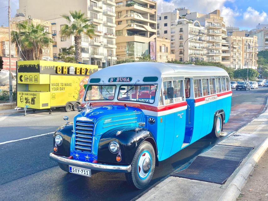 Valletta: Sunday Vintage Bus to Marsaxlokk - Marsaxlokk on Sunday, market first