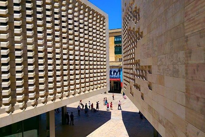 Valletta Walking Tour, In a Small Group - Upper Barrakka Gardens and Grand Harbour views