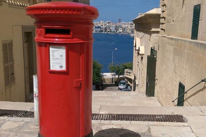 Valletta Walking Tour, In a Small Group - The guides are the heart of the experience