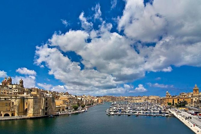 Vittoriosa, Cospicua and Senglea Vintage Bus Tour - Cospicua, where the route reaches far back